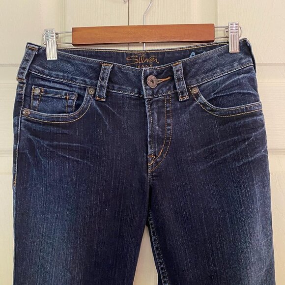 Silver Women's Suki Dark Wash Whiskered Bootcut Mid RIse Denim Jeans Size 28 32 - Picture 5 of 10